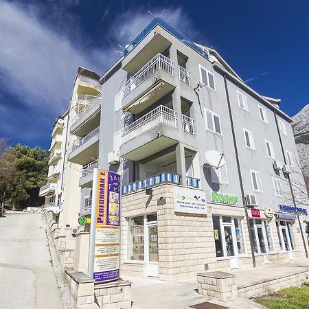 Apartment Jelas Makarska Exterior foto